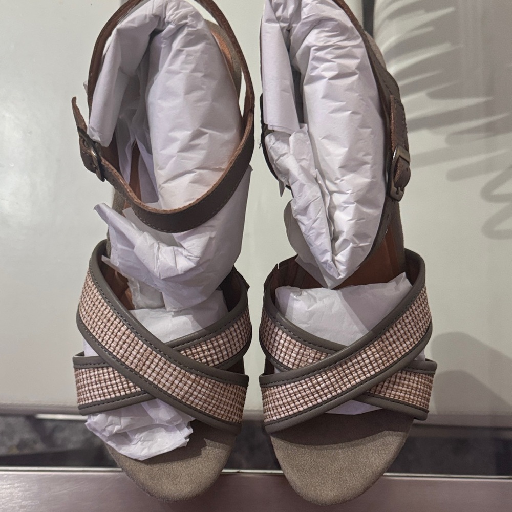 Clarks Women's Wedges - Green and Tan